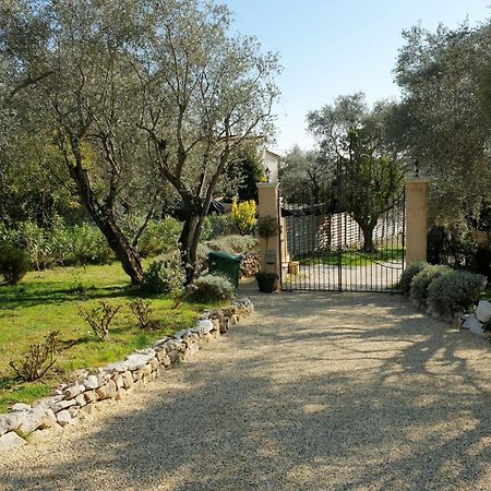 La Bastide Aux Oliviers Hotel Tourrettes-sur-Loup Exterior photo