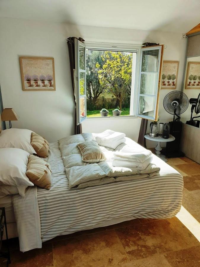 La Bastide Aux Oliviers Hotel Tourrettes-sur-Loup Exterior photo