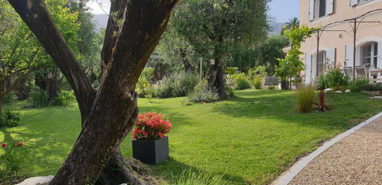 La Bastide Aux Oliviers Hotel Tourrettes-sur-Loup Exterior photo